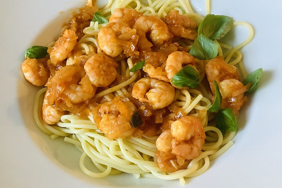 Spaghetti aglio olio e scampi