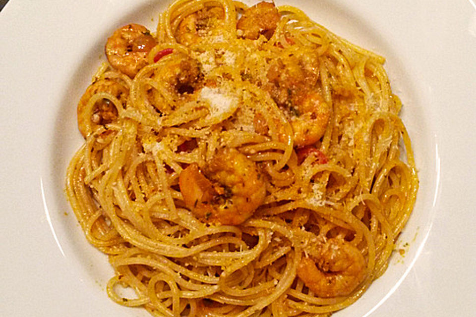 Spaghetti aglio olio e scampi