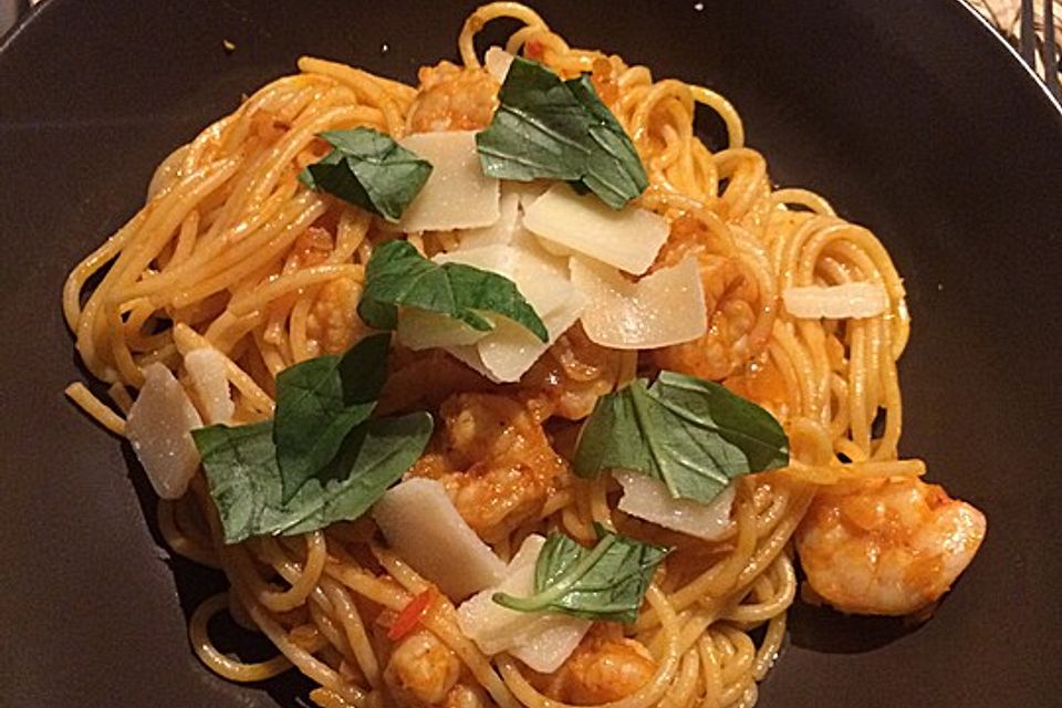 Spaghetti aglio olio e scampi