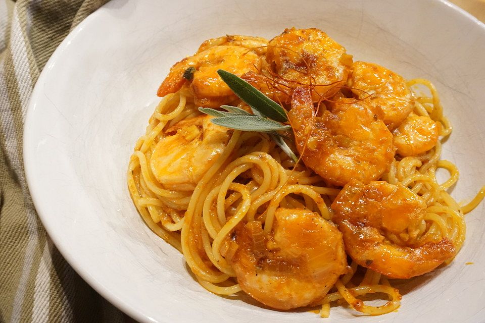 Spaghetti aglio olio e scampi