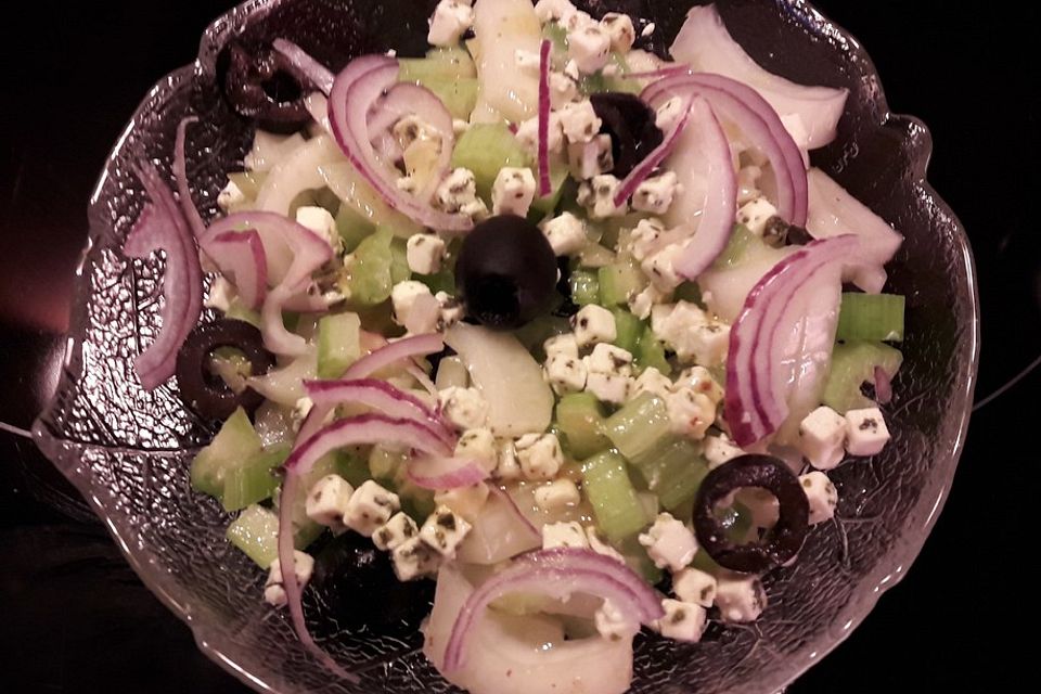 Sellerie-Fenchel-Feta-Salat