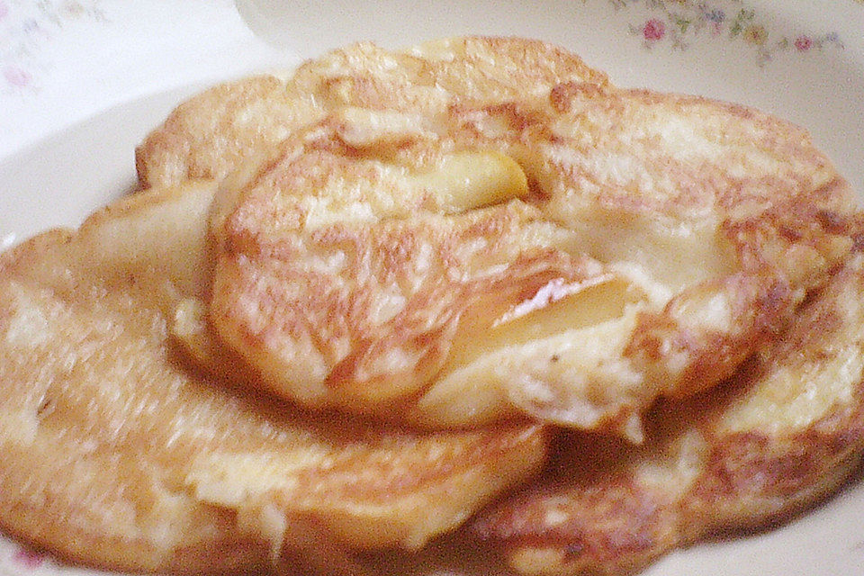 Pfannkuchen mit Äpfeln