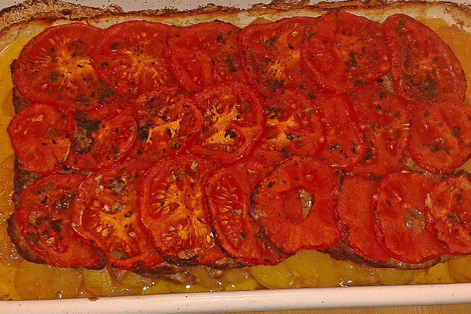 Arabischer Hack-Kartoffel-Tomaten-Auflauf