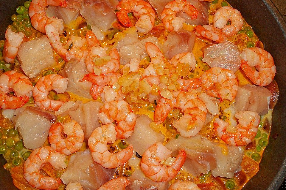 Cremige Fisch-Paella