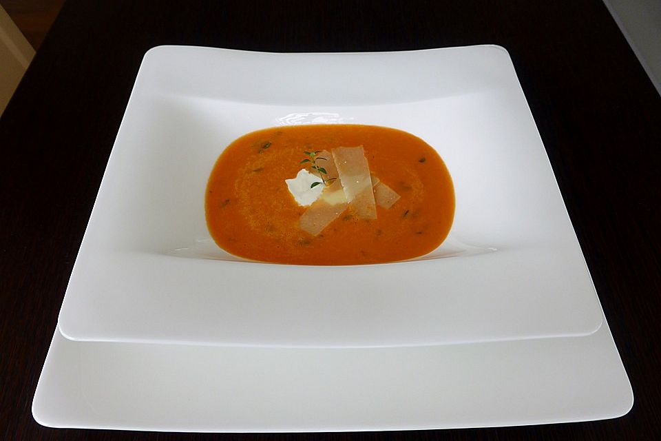 Paprika-Tomatencreme-Suppe