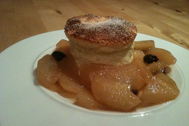 Topfen-Soufflés mit Apfelkompott von Sarah von SarahGoldwyn| Chefkoch