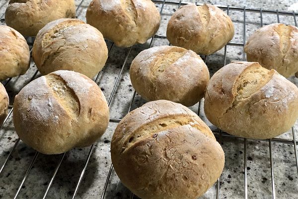 Knusprige Kartoffelbrötchen von Moe154 | Chefkoch