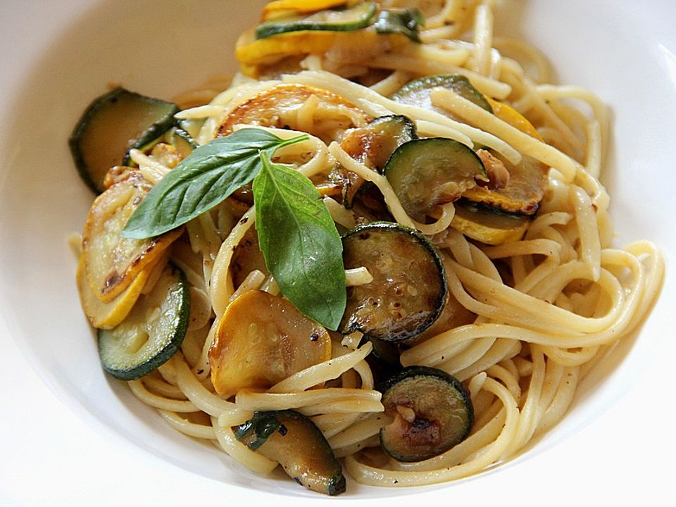 Spaghetti mit Zucchini und Käse von milz-alfred| Chefkoch