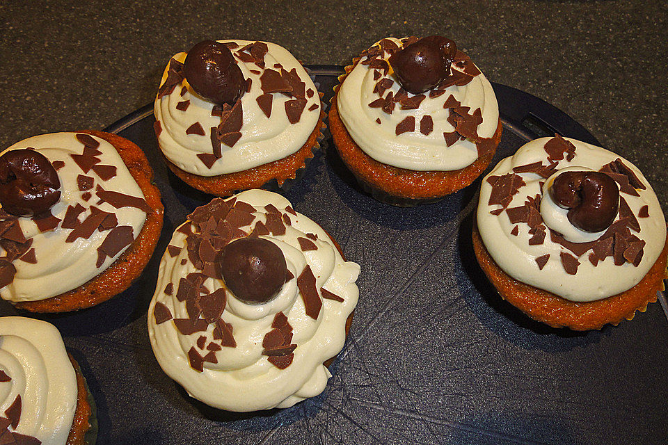 Schwarzwälder Kirsch-Cupcakes