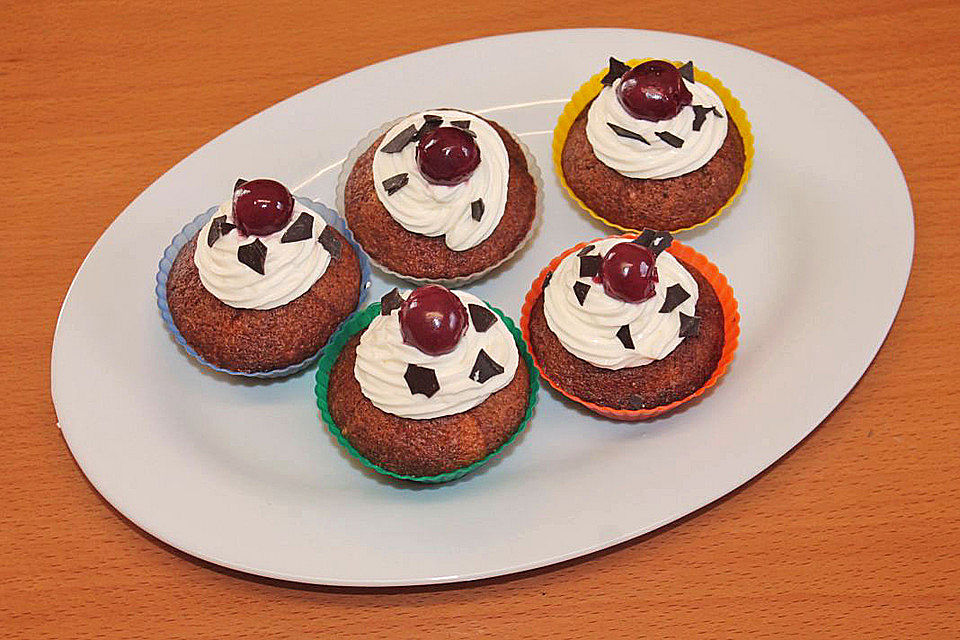 Schwarzwälder Kirsch-Cupcakes