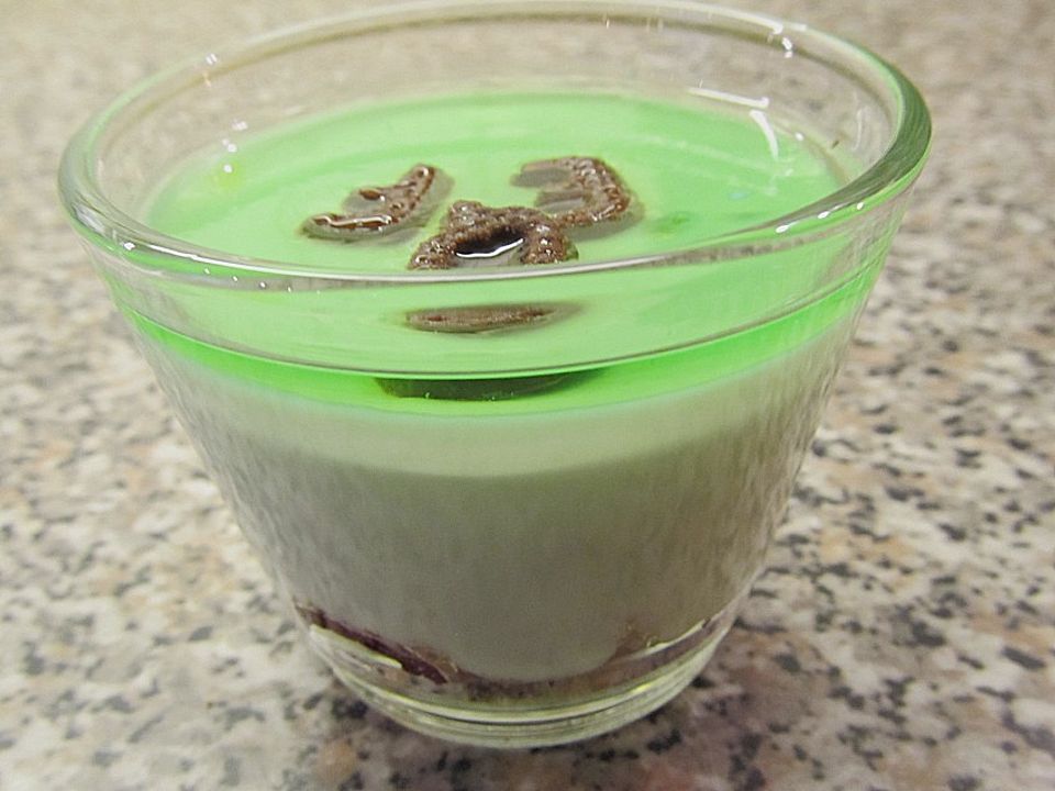 Waldmeister-Quark Dessert von kristalla | Chefkoch