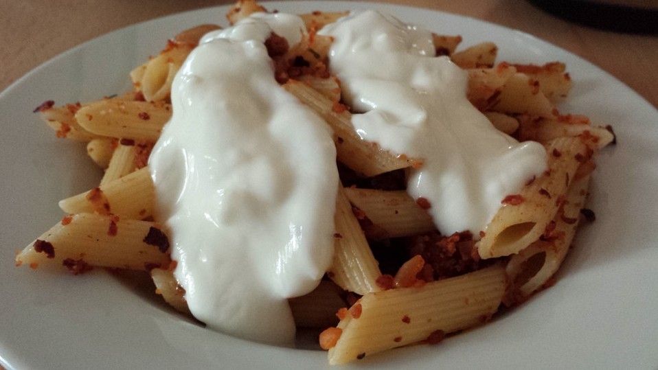 Penne mit Hack und Knoblauch-Joghurt von Kochfee_s