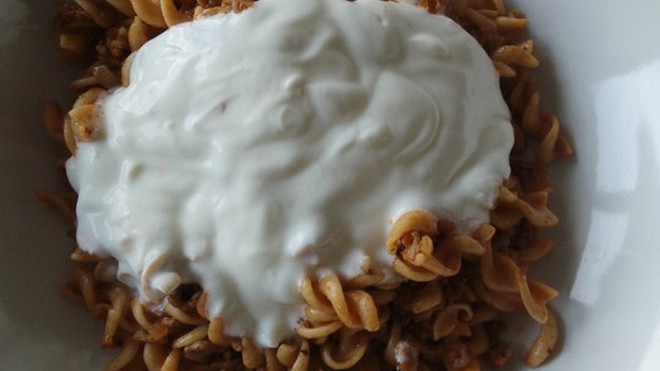 Penne mit Hack und Knoblauch-Joghurt von Kochfee_s