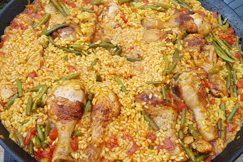 Huhn-Chorizo Paella