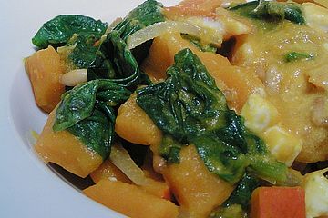Kürbissalat mit Spinat und Feta