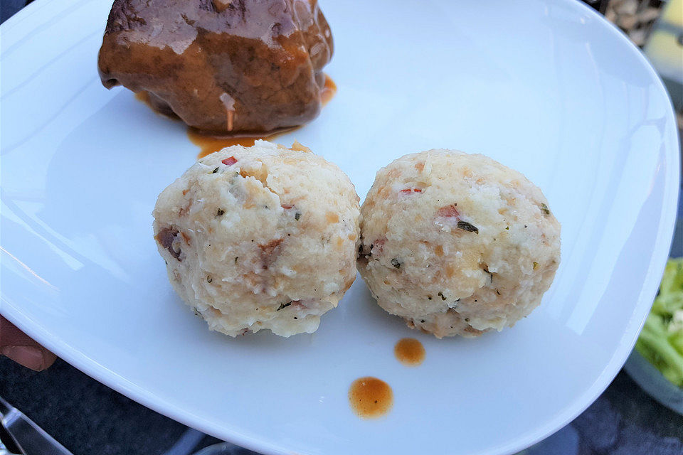 Tiroler Speckknödel