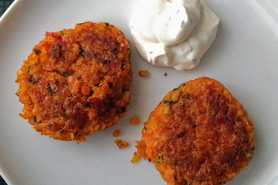 Linsenbällchen mit Tzatziki