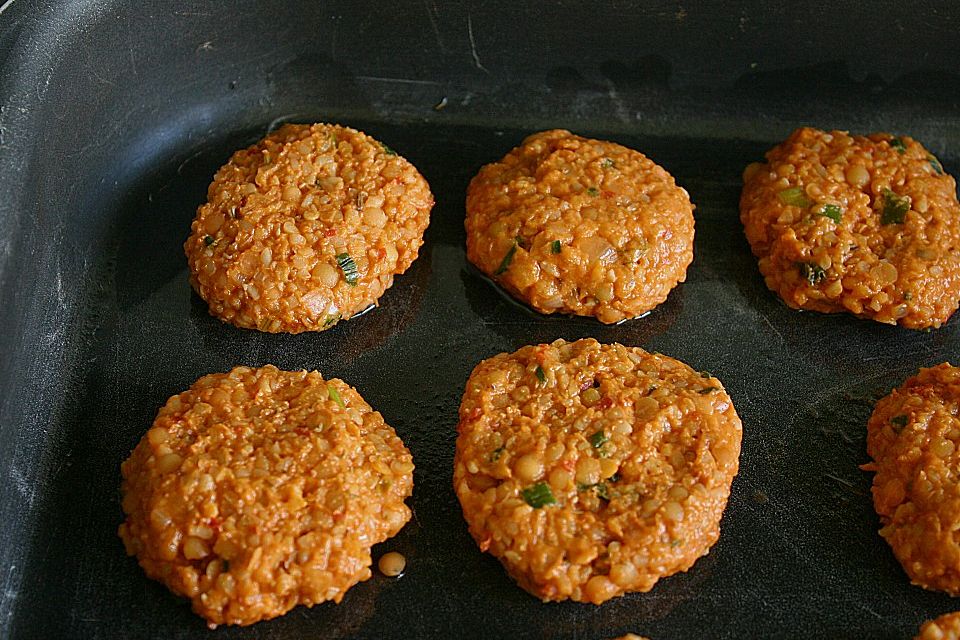 Linsenbällchen mit Tzatziki