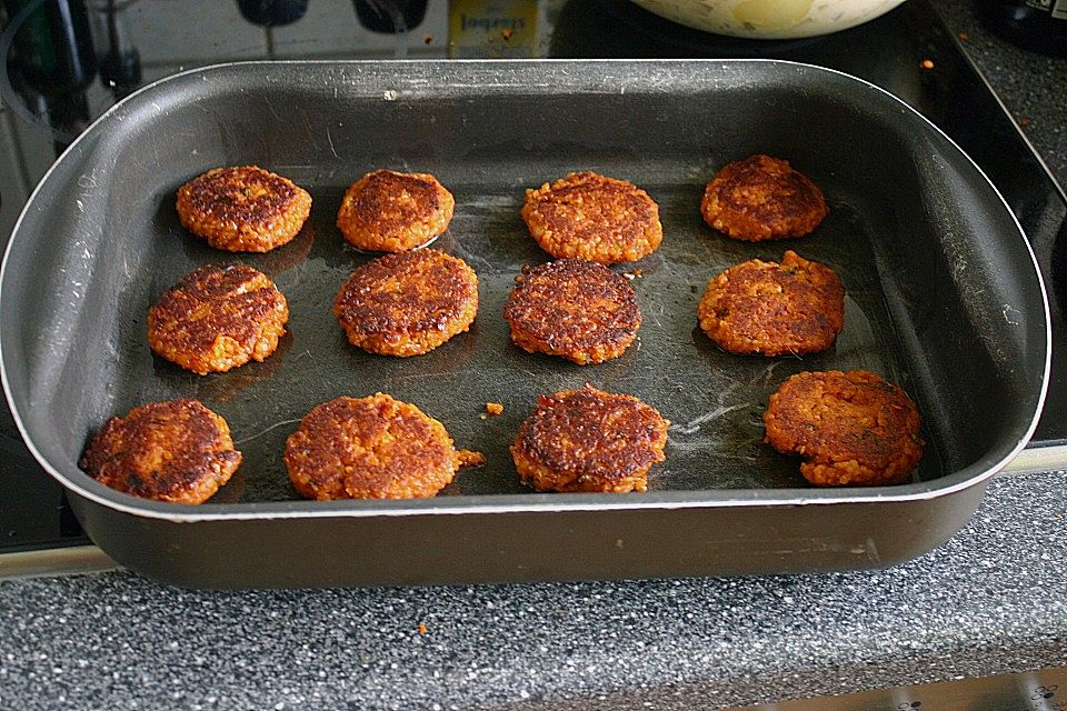 Linsenbällchen mit Tzatziki