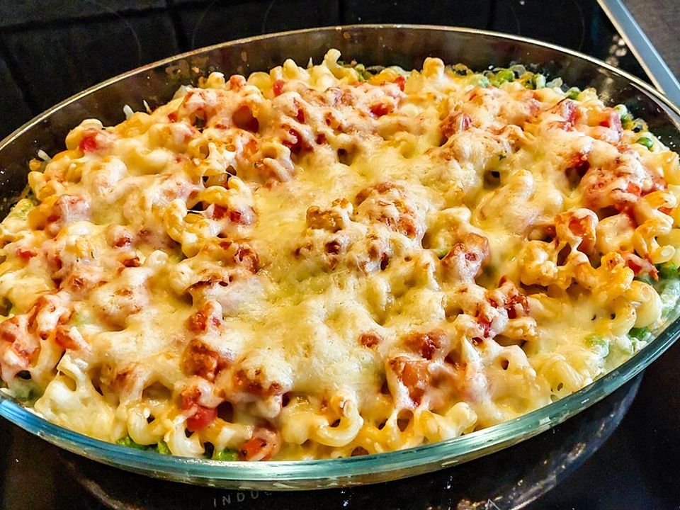 Nudelauflauf mit Erbsen, Tomaten und Mozzarella von herthamaus| Chefkoch