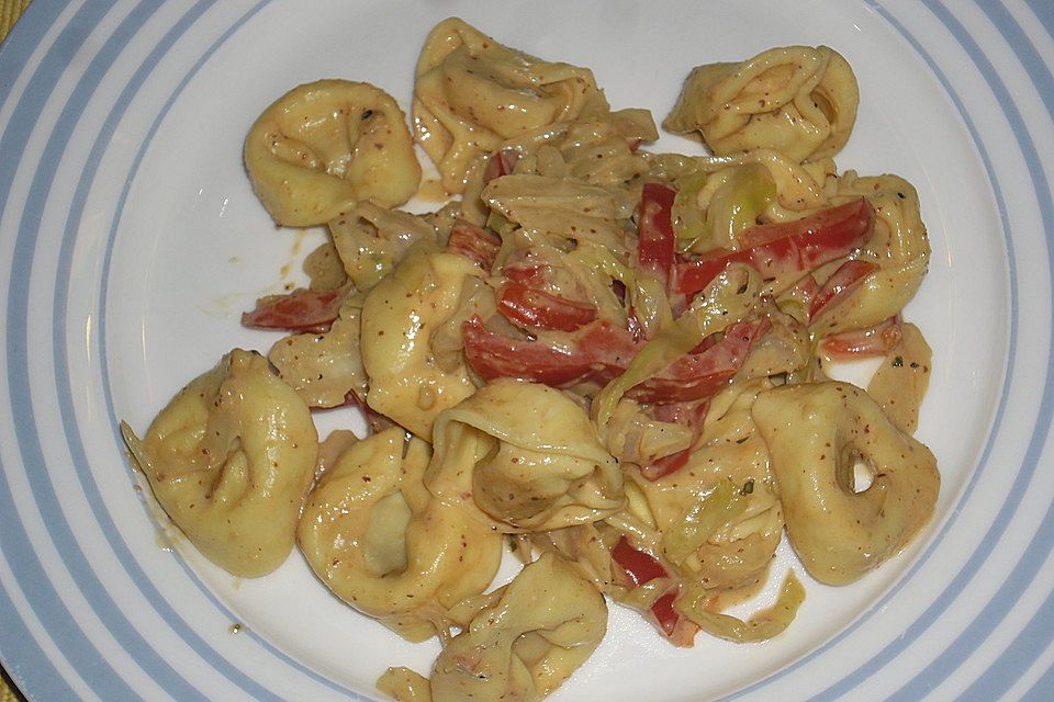 Tortellini-Wirsing Pfanne