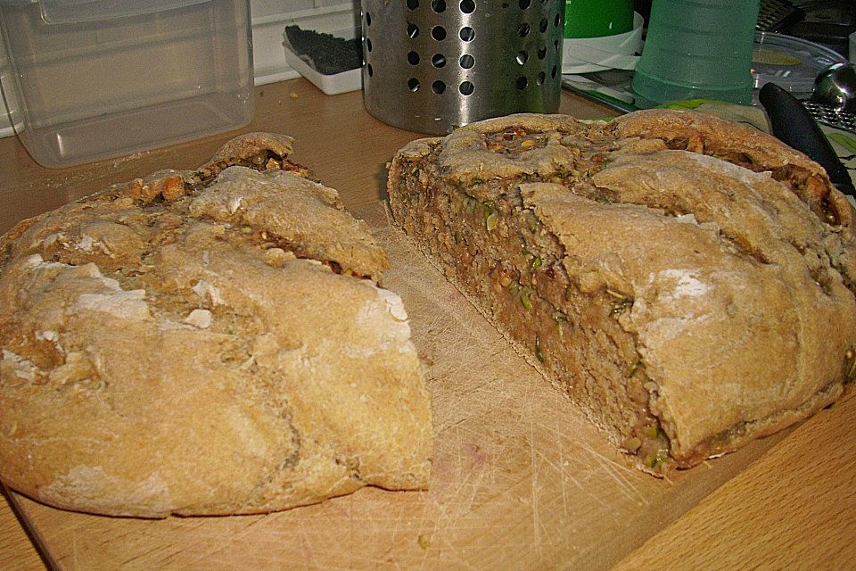 Zucchini-Walnussbrot