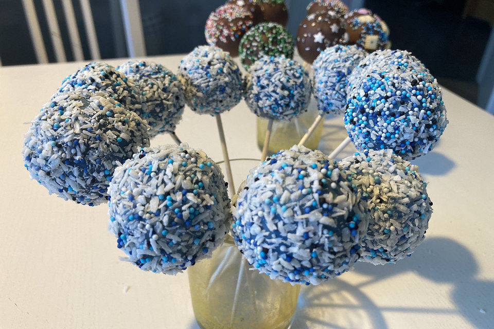 Coconut Cake Pops