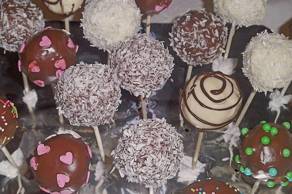 Coconut Cake Pops