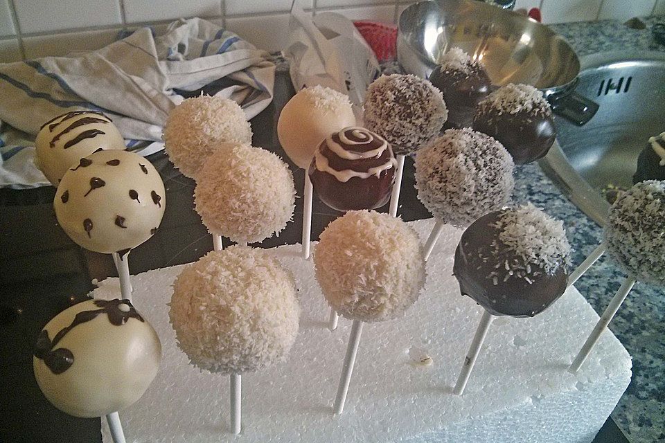 Coconut Cake Pops