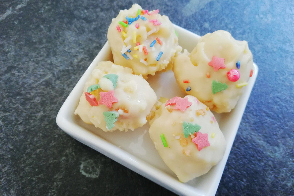 Lemon Cake Pops