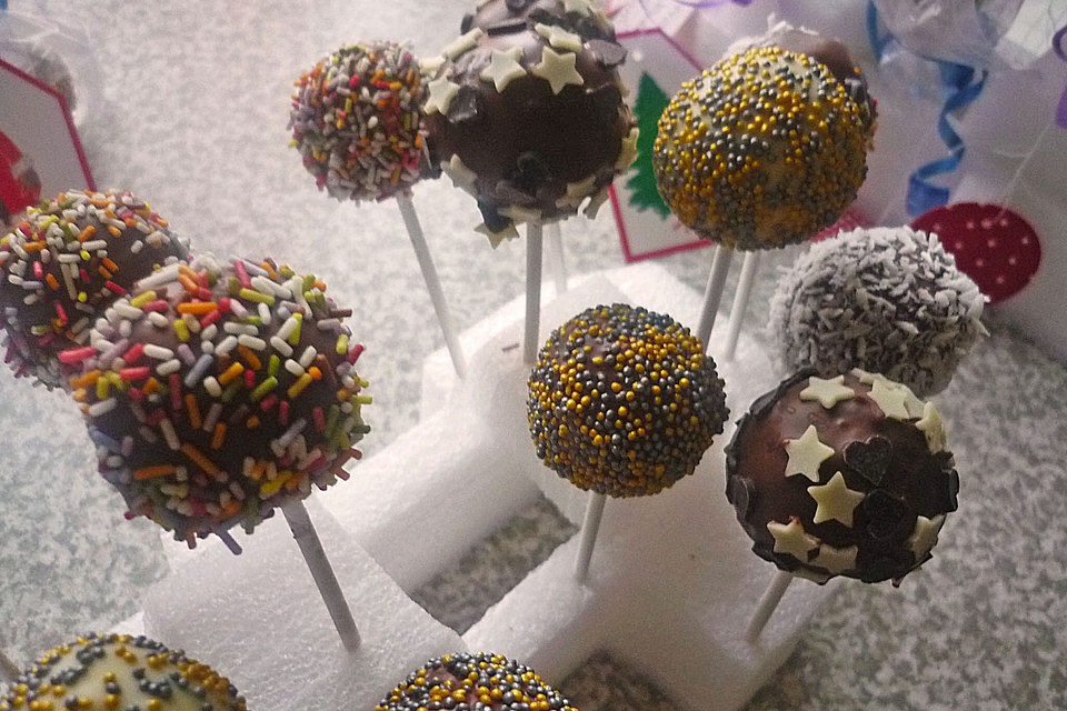 Lemon Cake Pops