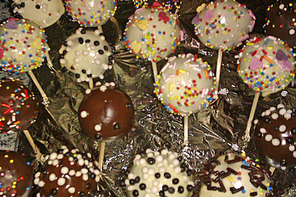 Lemon Cake Pops