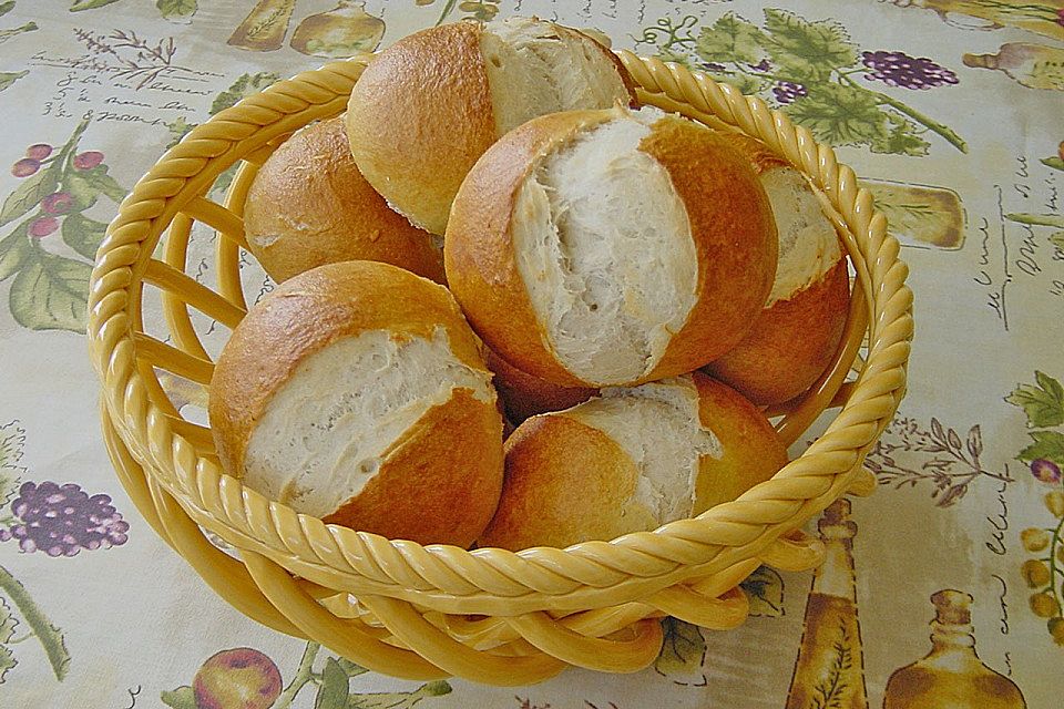 Albertos Weißwein-Laugenbrötchen