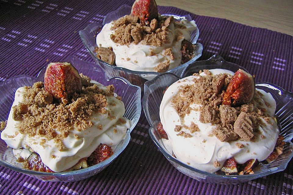 Feigen-Spekulatius Dessert Feigen-Spekulatius Dessert