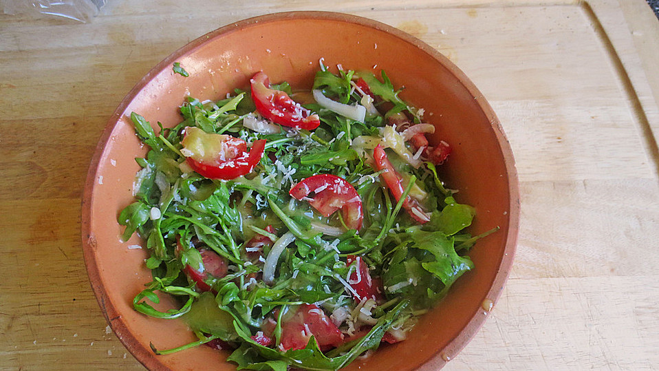 Tomaten-Rucola Salat mit Parmesan von Barbwire23