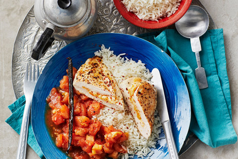 Gefüllte Hähnchenbrust oriental mit Vanilletomaten