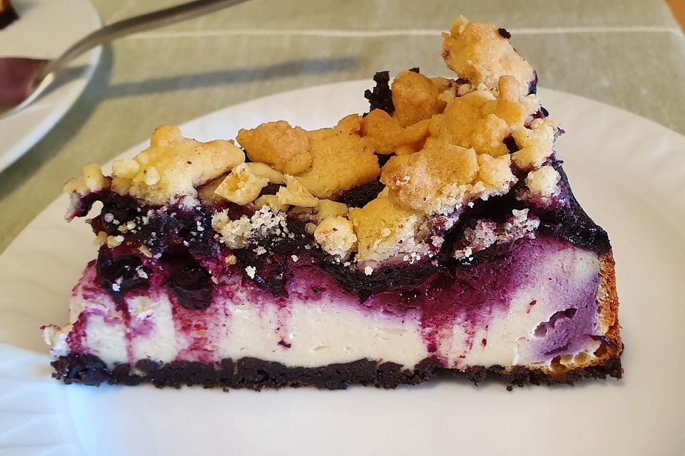 Oreo Blueberry Cheesecake