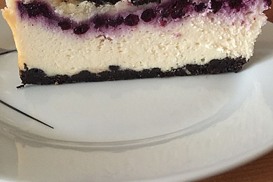 Oreo Blueberry Cheesecake