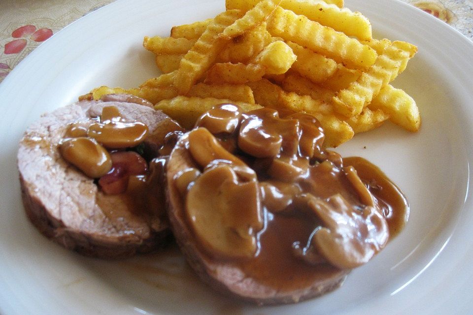 Kalbsnierenbraten nach Uromas Art Kalbsnierenbraten nach Uromas Art