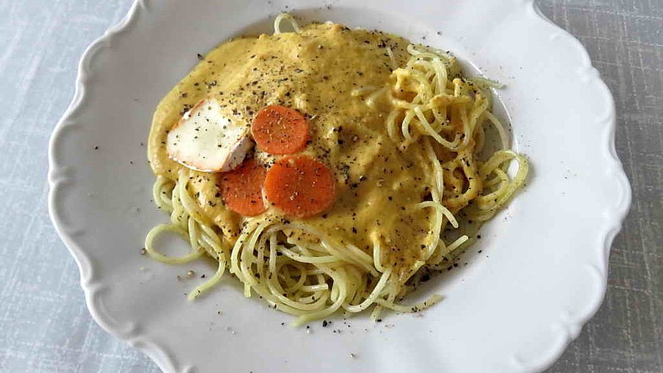 Spaghetti mit Möhren-Käse-Sauce von narit| Chefkoch