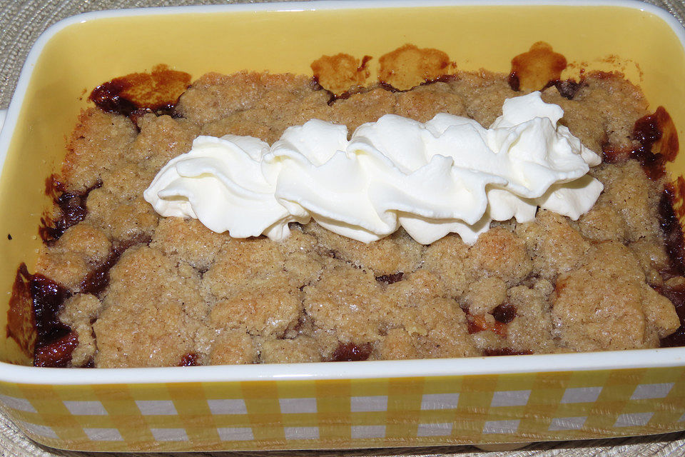 Schneller Apple-Crumble mit Pflaumenmus