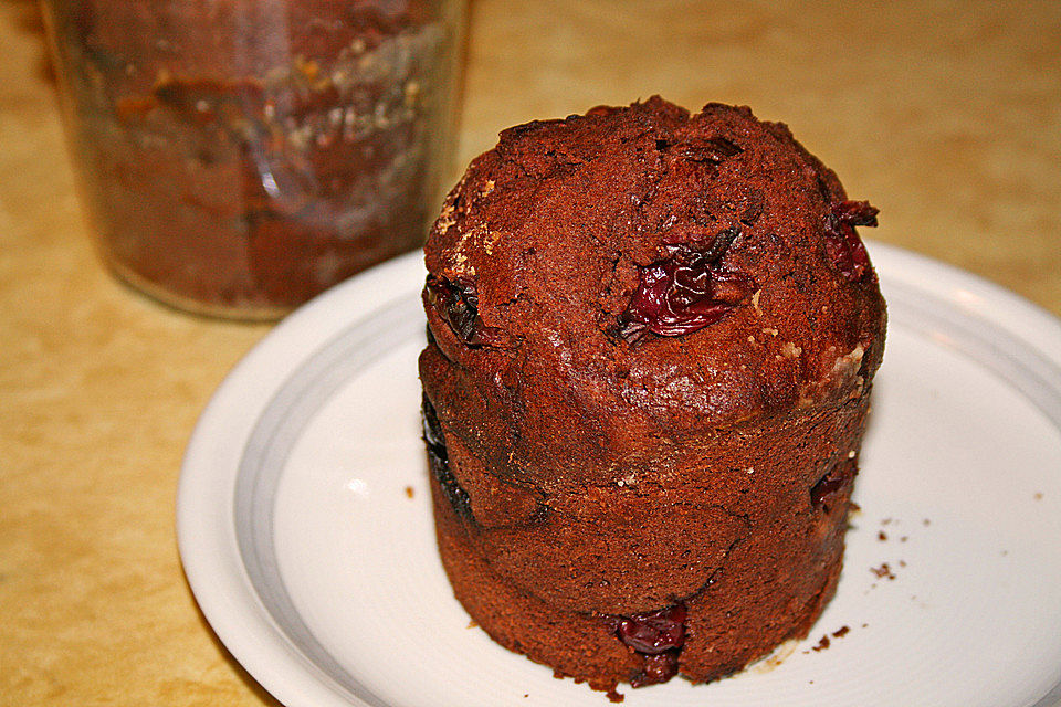 Schoko-Kirsch-Whisky-Kuchen im Glas