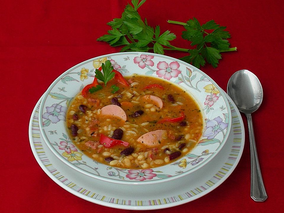 Scharfe Bohnensuppe mit Paprika von casi| Chefkoch