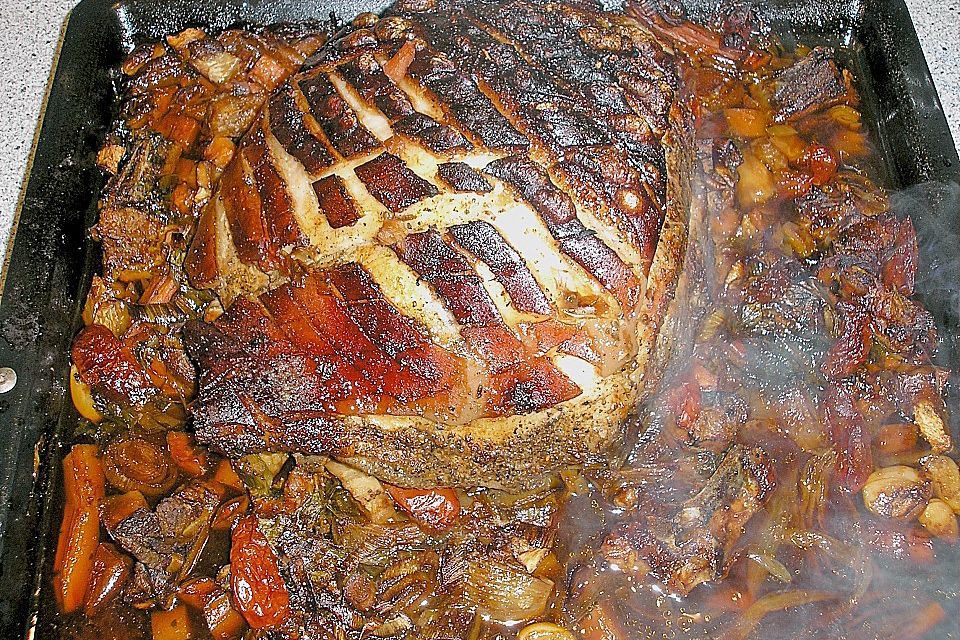 Bayerischer Schweinebraten mit Biersauce