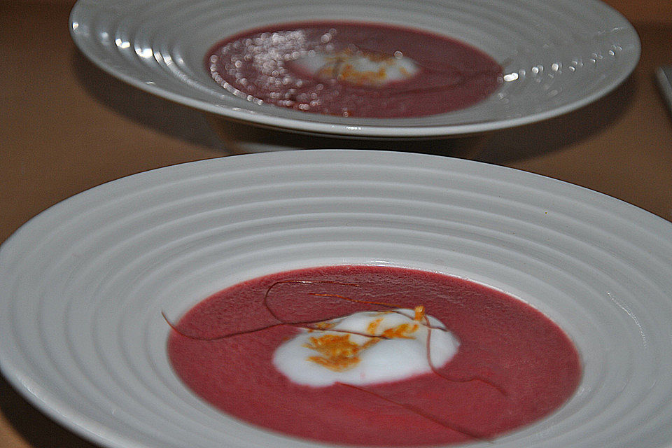 Rote Bete–Orangen-Suppe