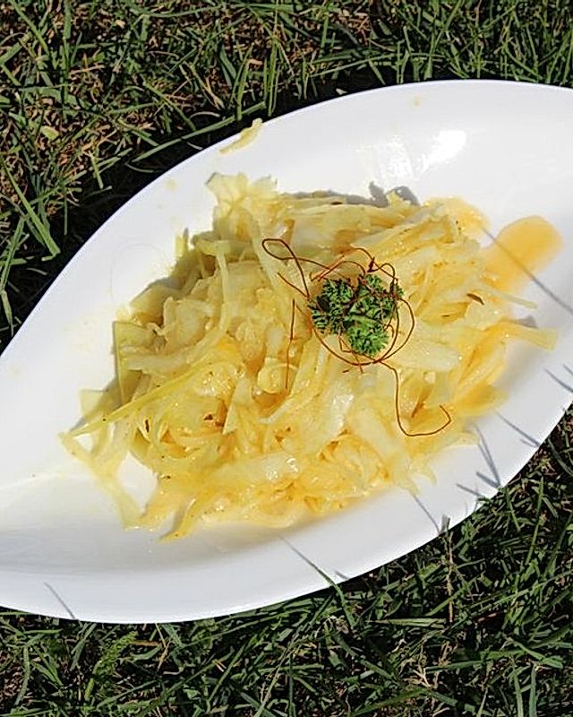 Weißkohl-Curry-Salat