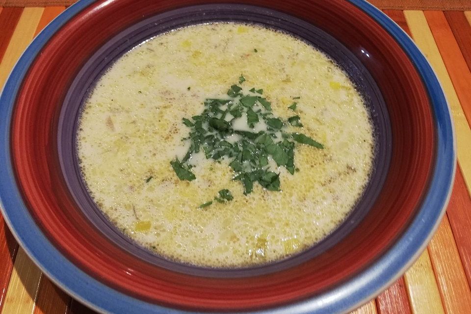 Käsesuppe mit Hackfleisch