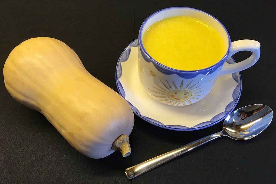 Kürbis-Kokos-Suppe