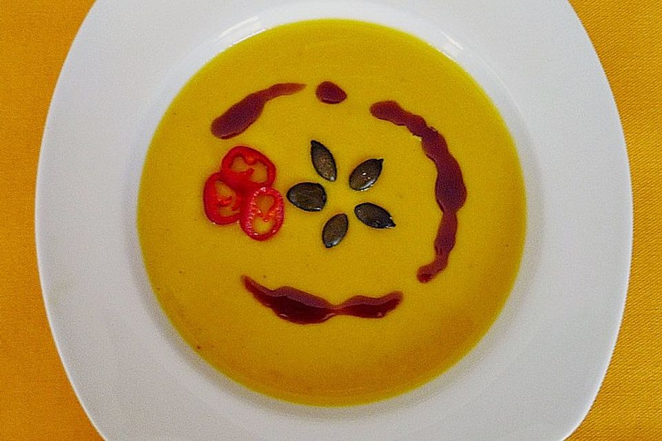 Kürbis-Kokos-Suppe