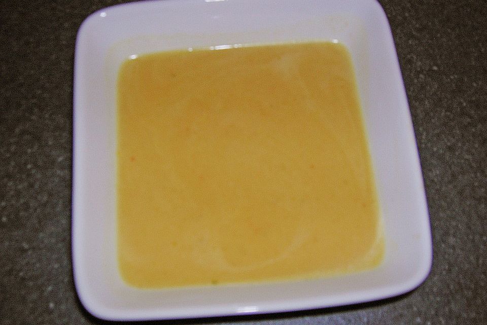 Kürbis-Kokos-Suppe